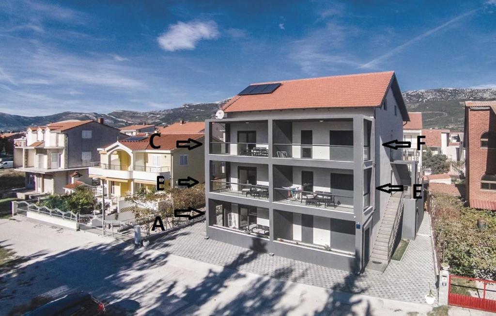 Apartmani U Kastelima Каштела Екстер'єр фото