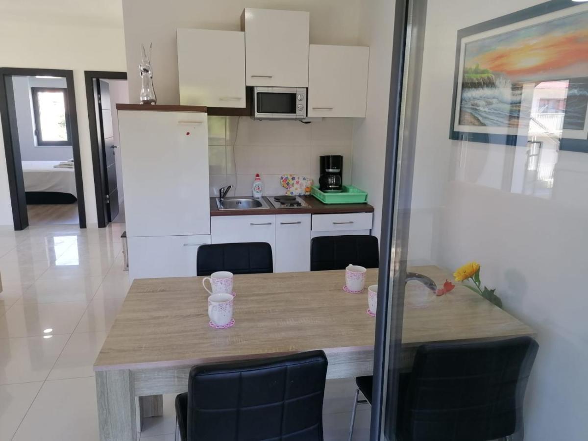 Apartmani U Kastelima Каштела Екстер'єр фото
