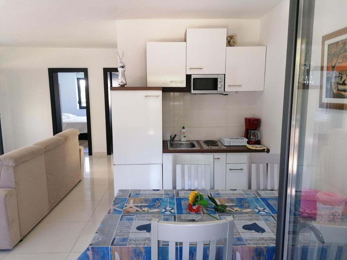 Apartmani U Kastelima Каштела Екстер'єр фото